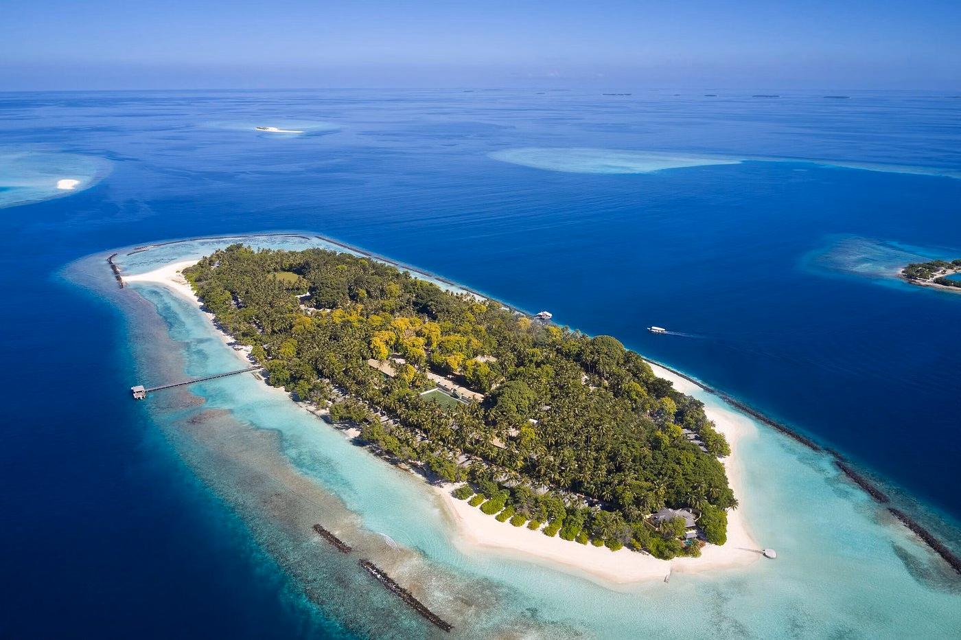 Royal Island Resort & Spa