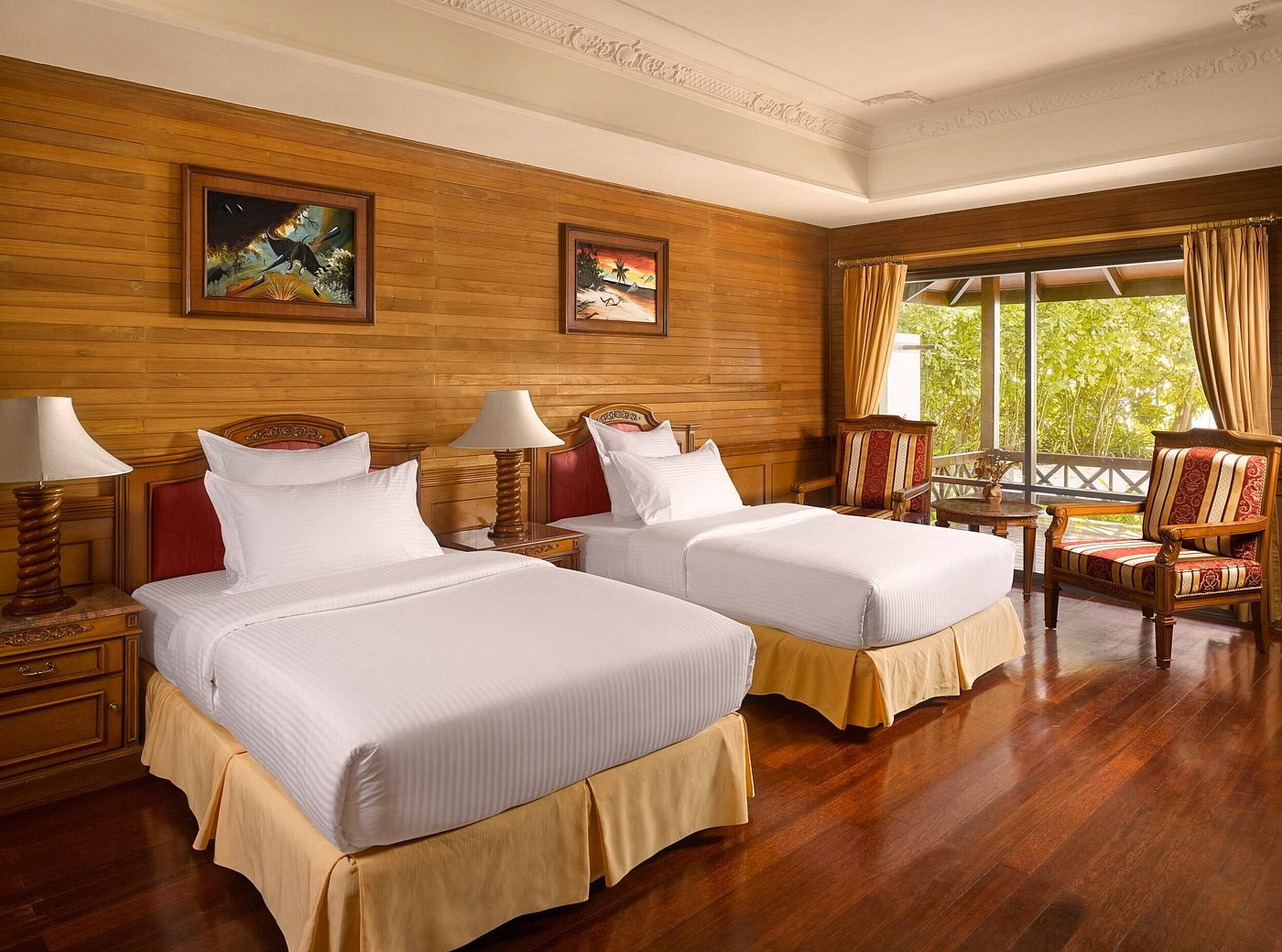 Royal Island Resort & Spa