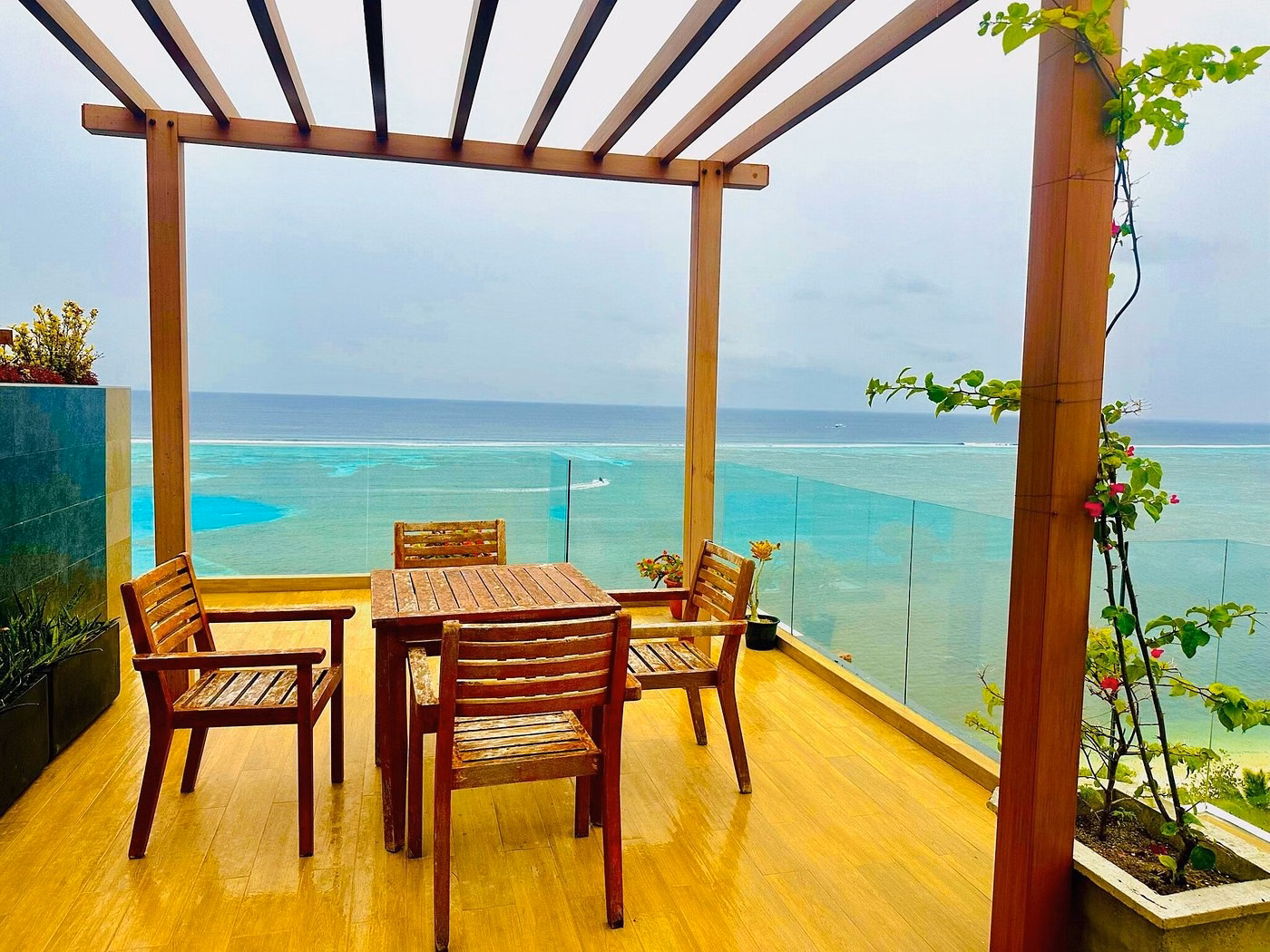 Triton Prestige Seaview and Spa