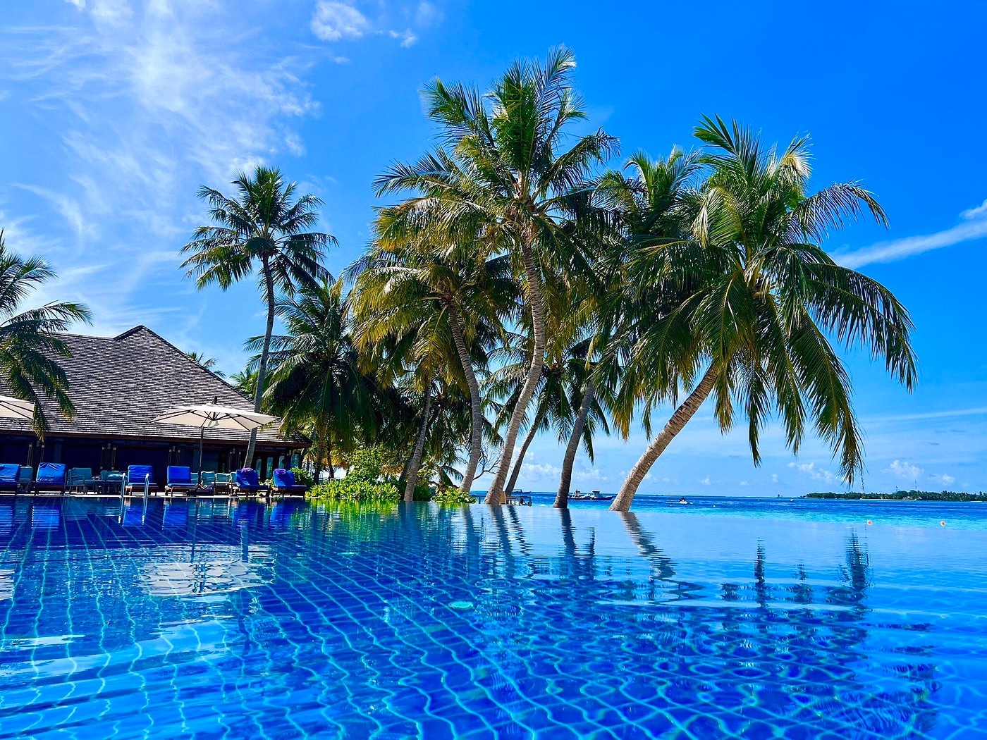 Vilamendhoo Island Resort & Spa