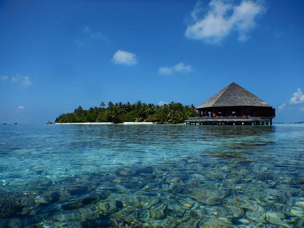 Vilamendhoo Island Resort & Spa