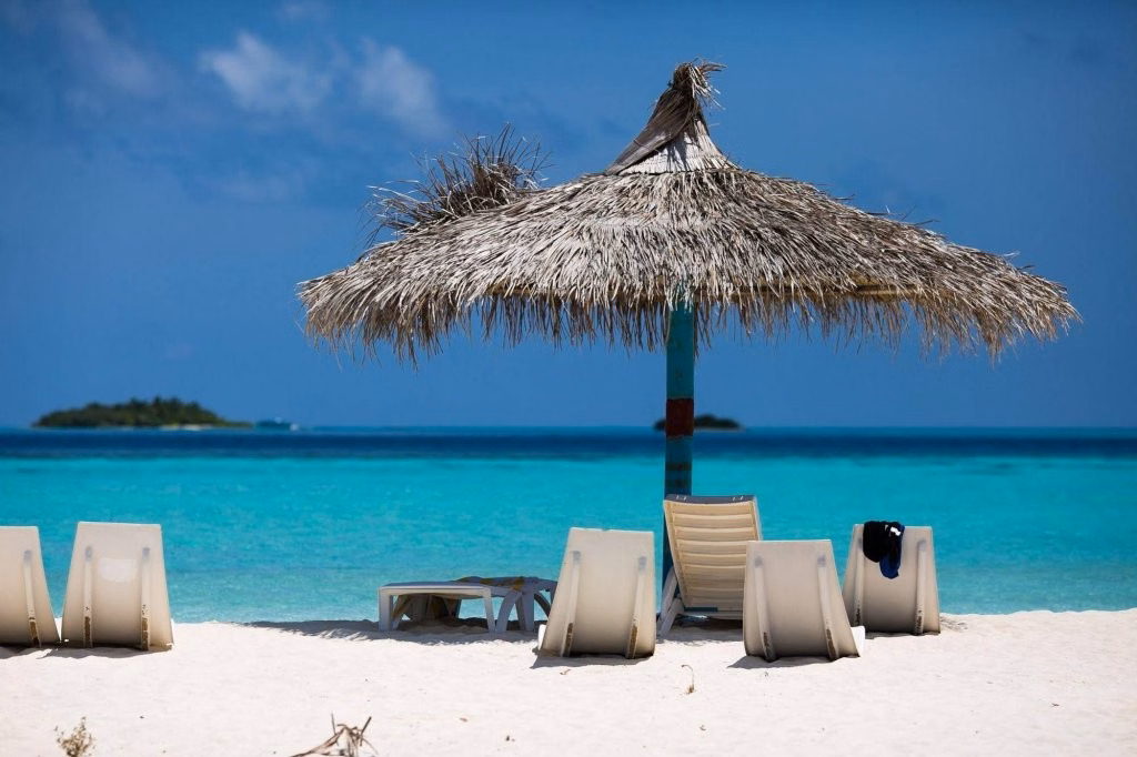 Triton Beach Hotel & Spa