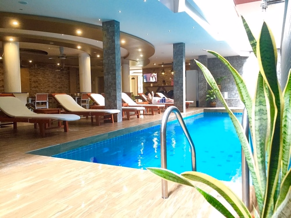 Triton Beach Hotel & Spa