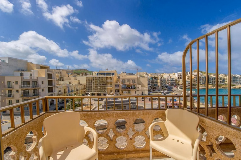 Gozo sala po vasariška saule