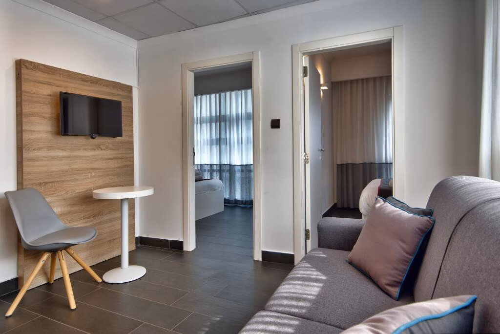 be HOTEL