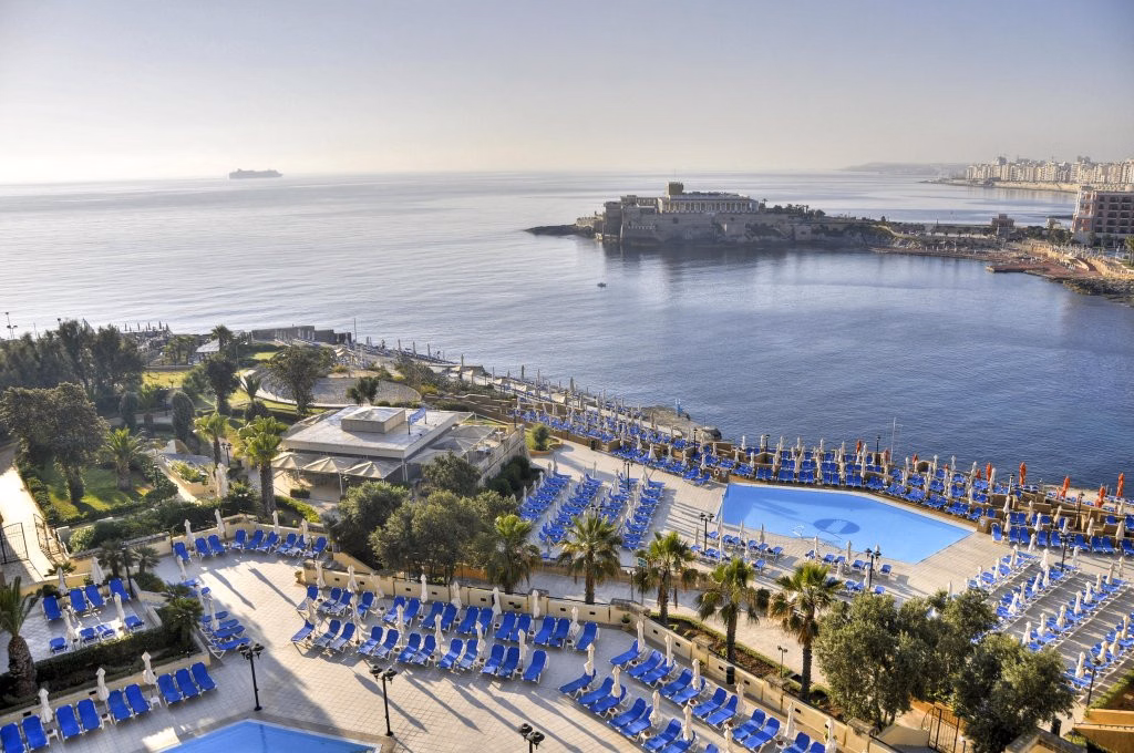 Marina Hotel Corinthia Beach Resort