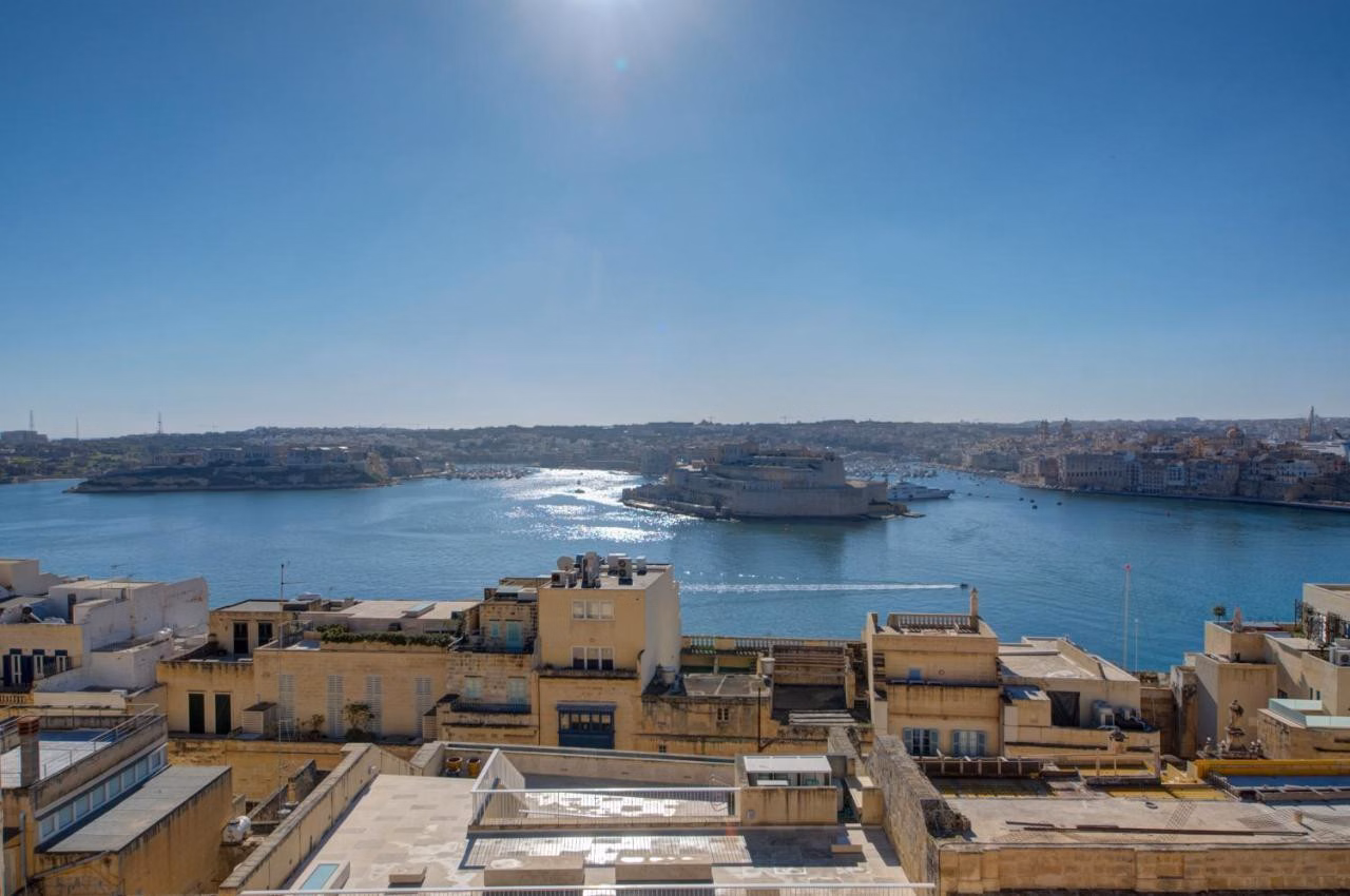 Tritoni Harbour Suites