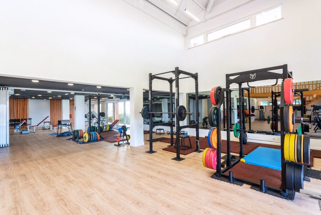 AP Victoria Sports & Beach