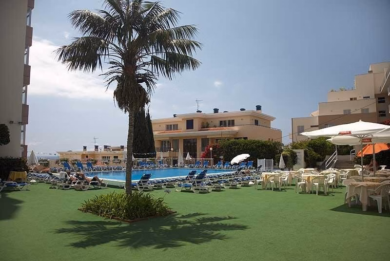 Dorisol Buganvilia Studio Hotel