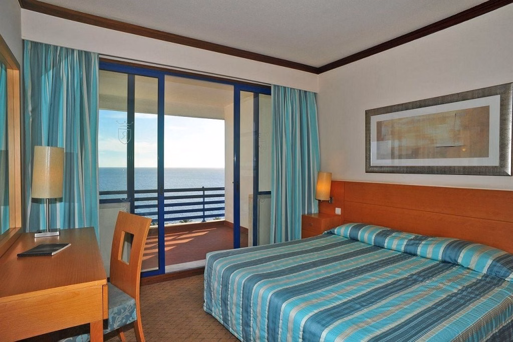 Next Hotel