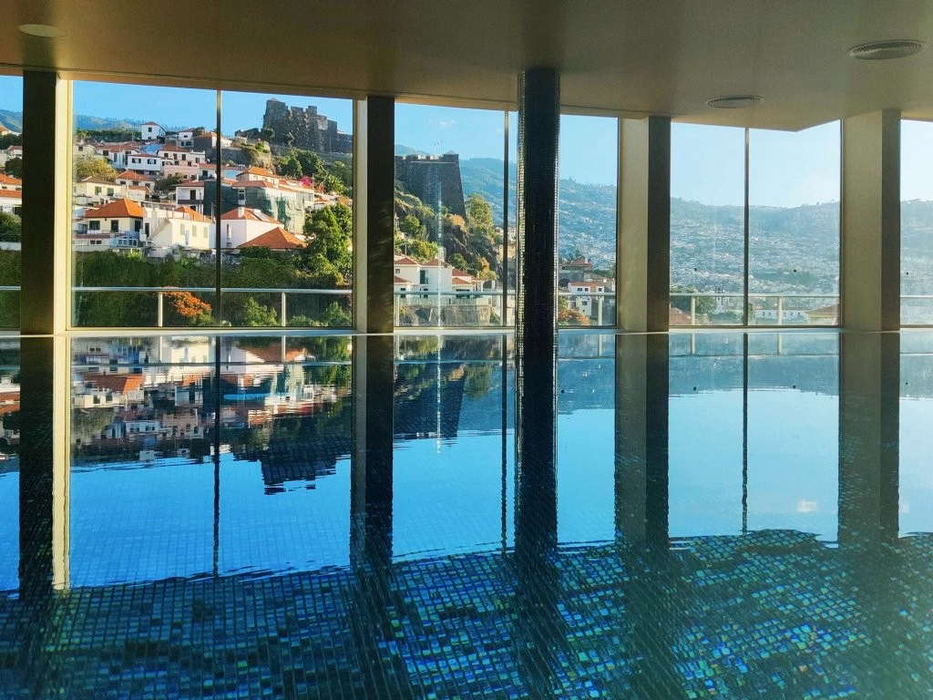 The Views Baia - Adults Only