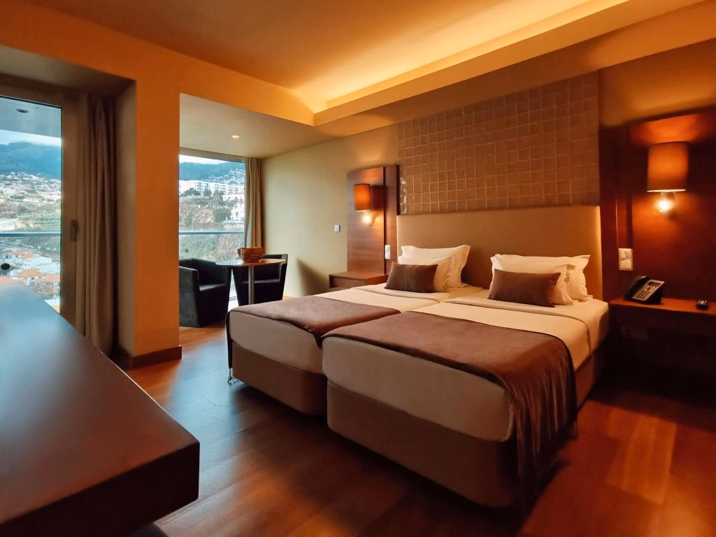 The Views Baia - Adults Only