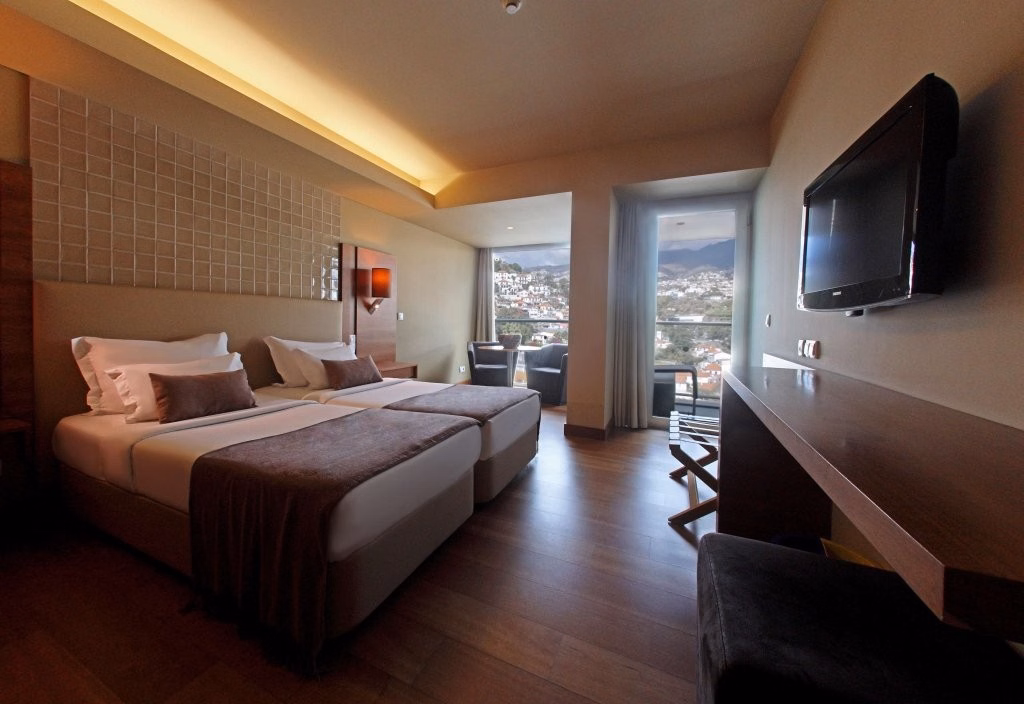The Views Baia - Adults Only