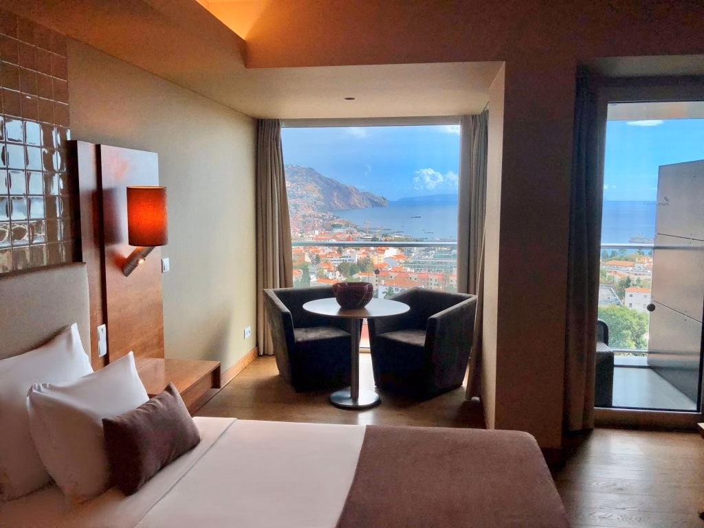 The Views Baia - Adults Only