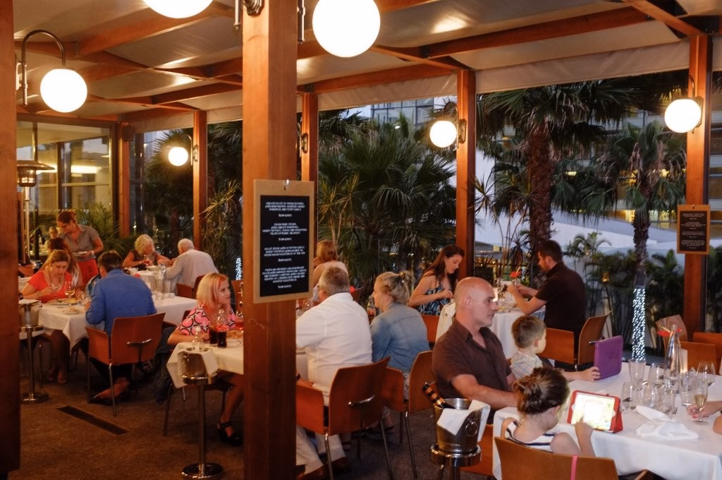 Vidamar Resort Madeira - Dining Around, Free Dinner