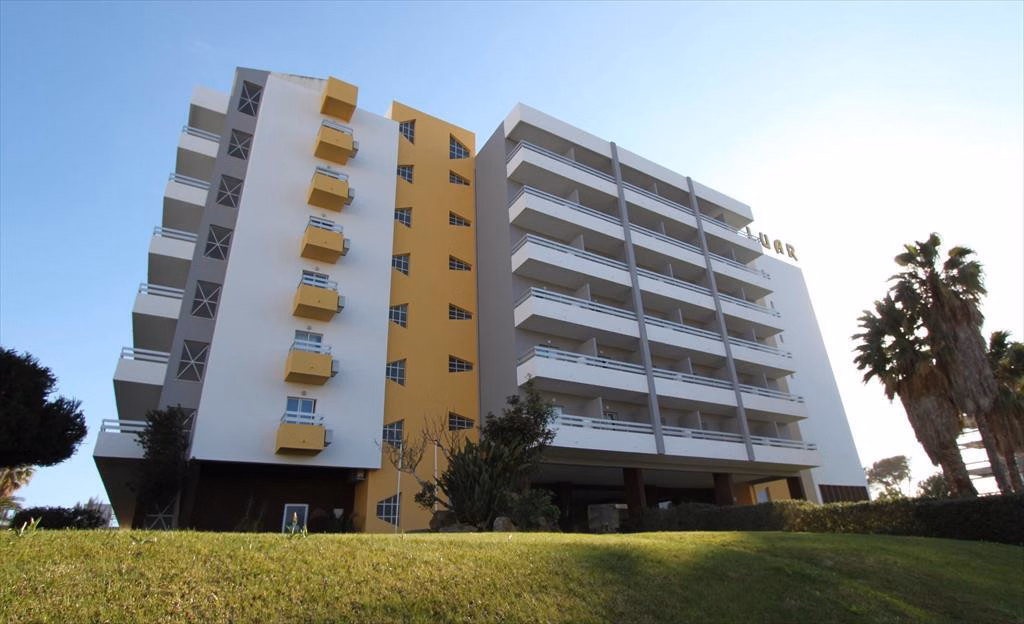 Hotel Luar