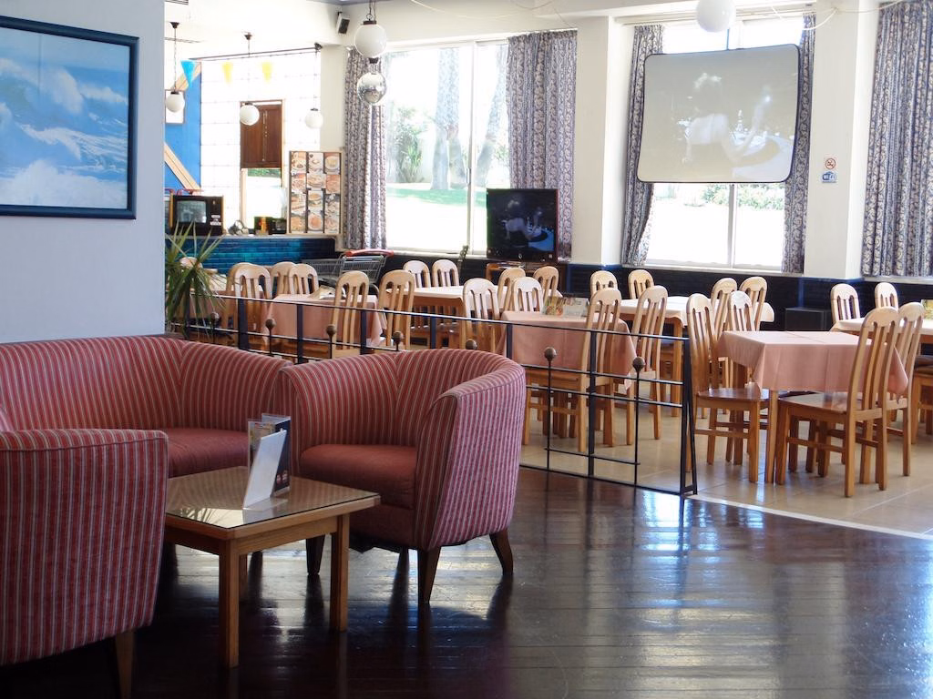 Hotel Luar