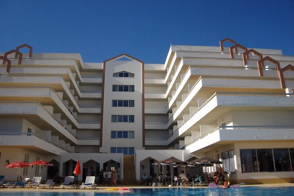 Hotel Luar