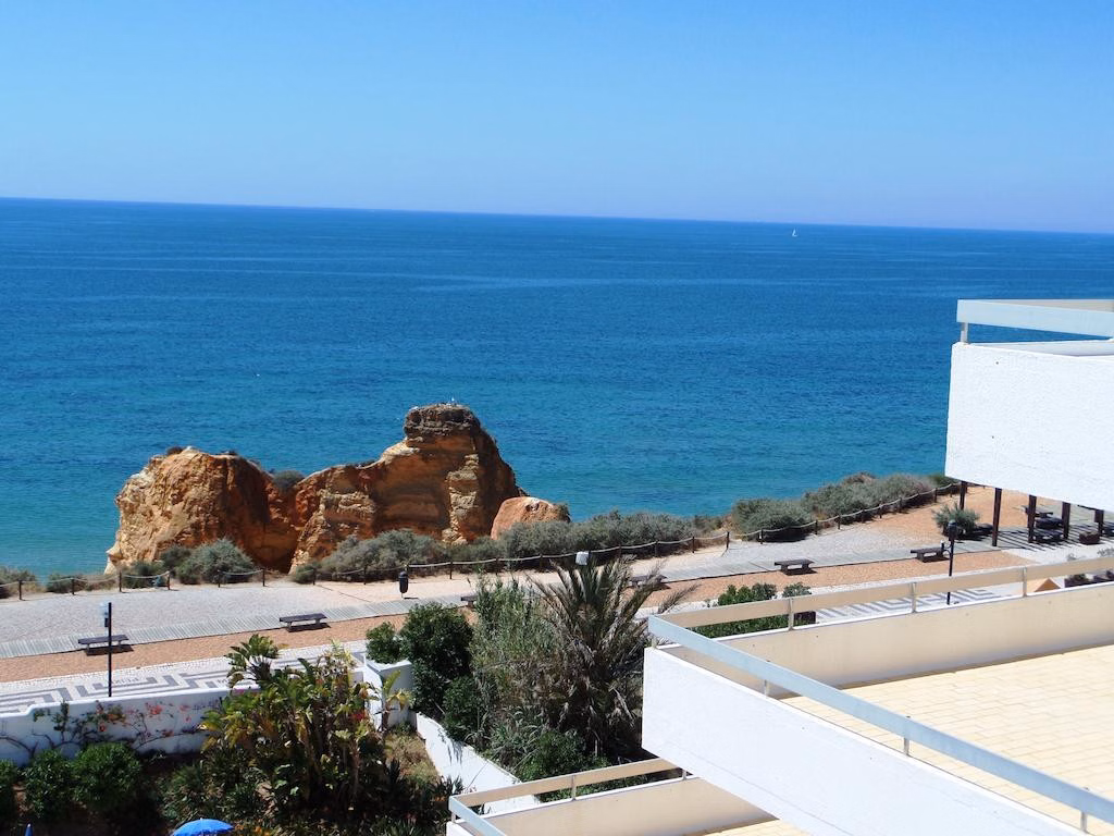 Hotel Luar