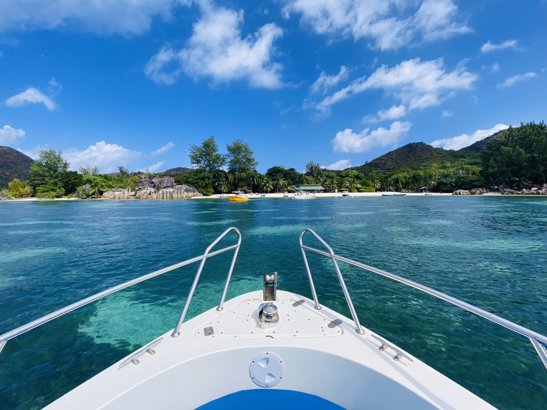 13 d. kelionė Seišeliuose: nuotykiai Mahe, Praslin ir La Digue salose