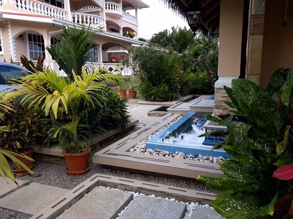 Au Fond De Mer View Apartments