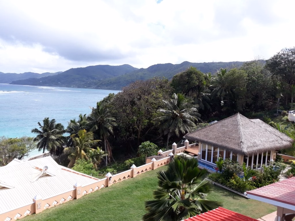Au Fond De Mer View Apartments