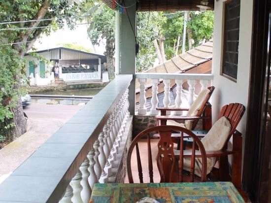 Romance Bungalows