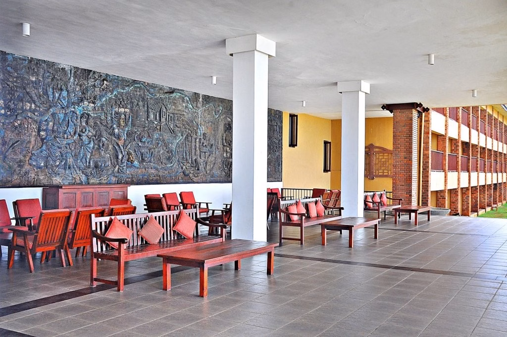 The Long Beach Resort