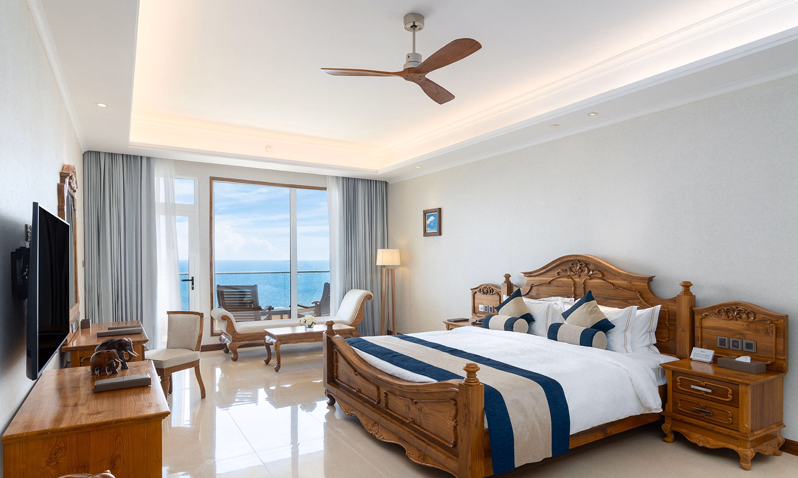 Araliya Beach Resort and Spa Hotel