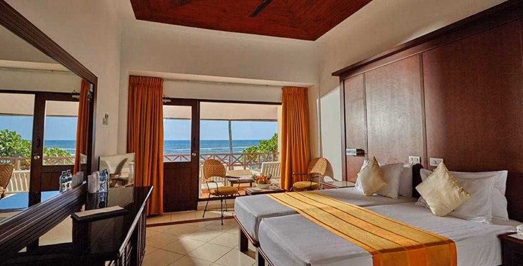 Coral Sands Hotel