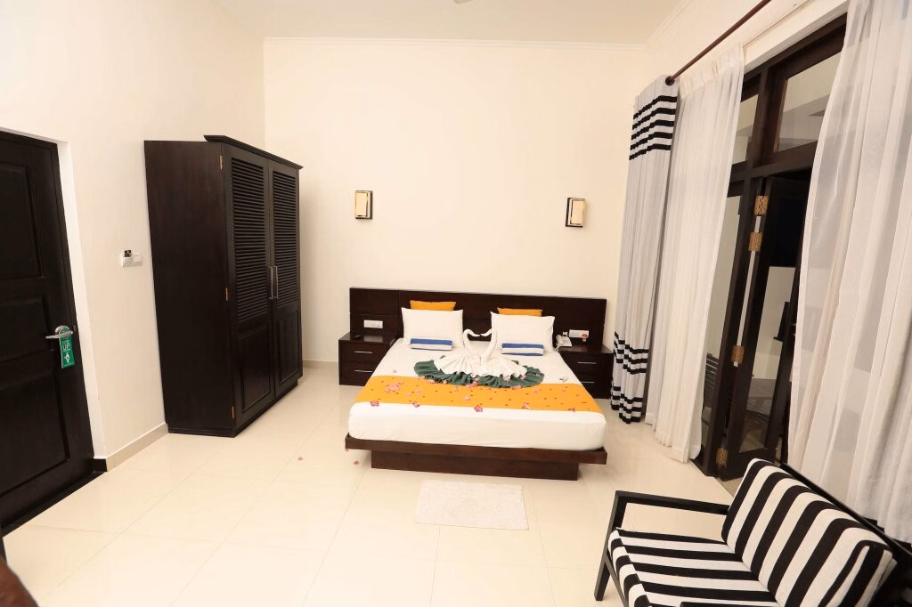 Lagoon Paradise Beach Resort