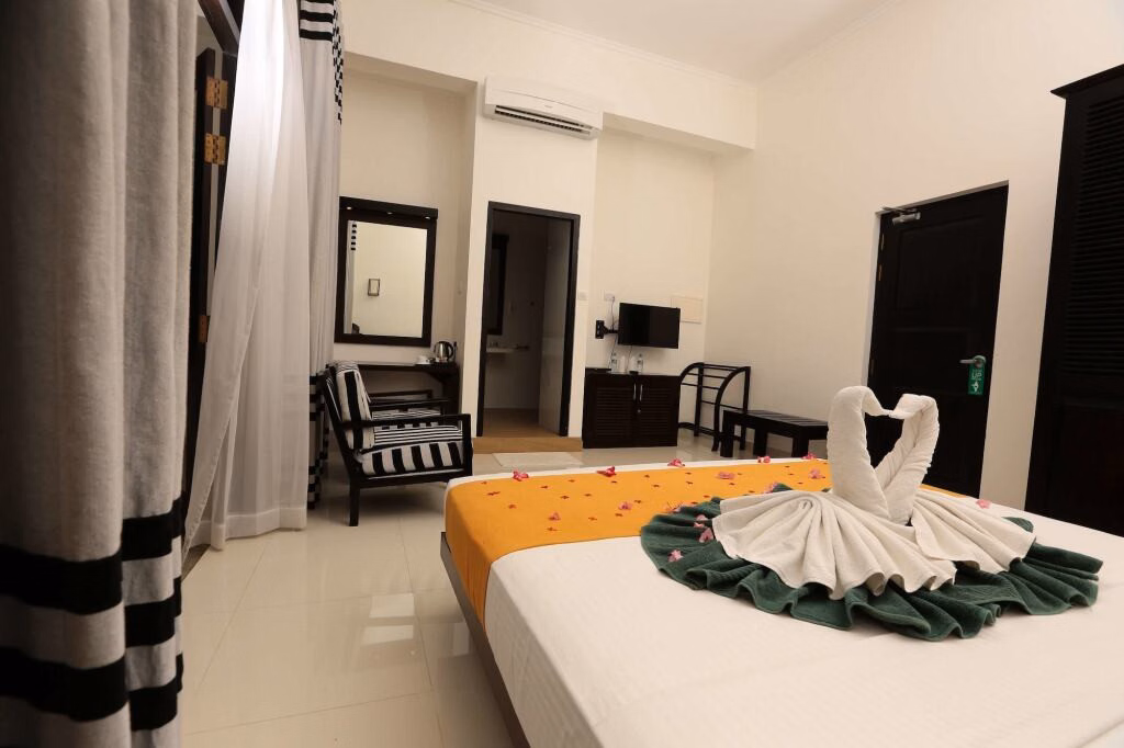 Lagoon Paradise Beach Resort