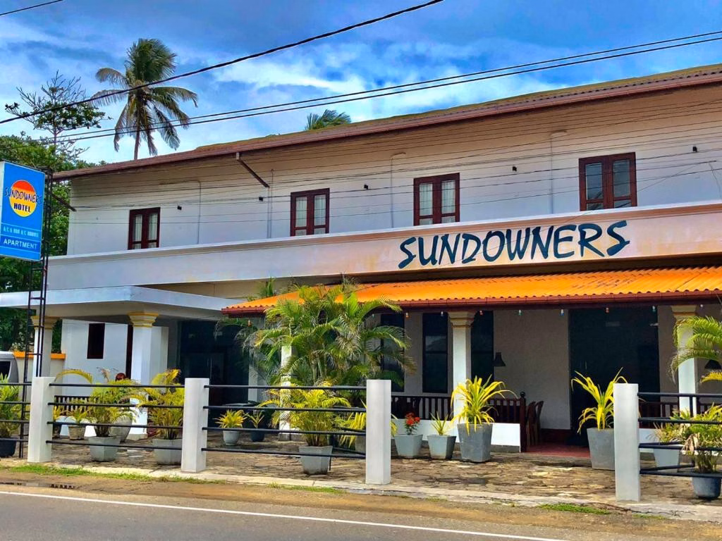 Sundowners Guesthouse