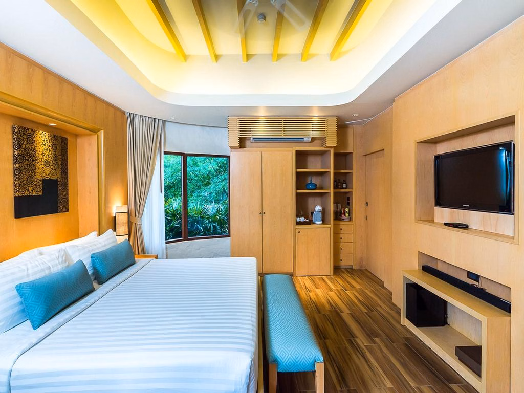 Sea Sand Sun Resort and Villas