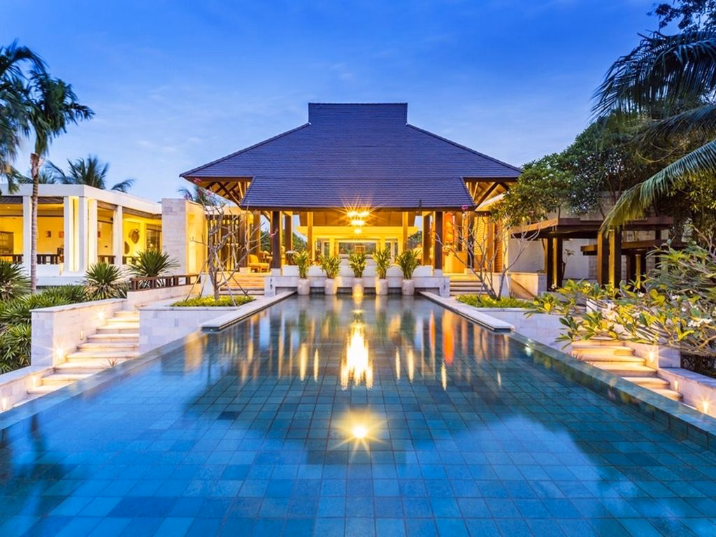 Sea Sand Sun Resort and Villas