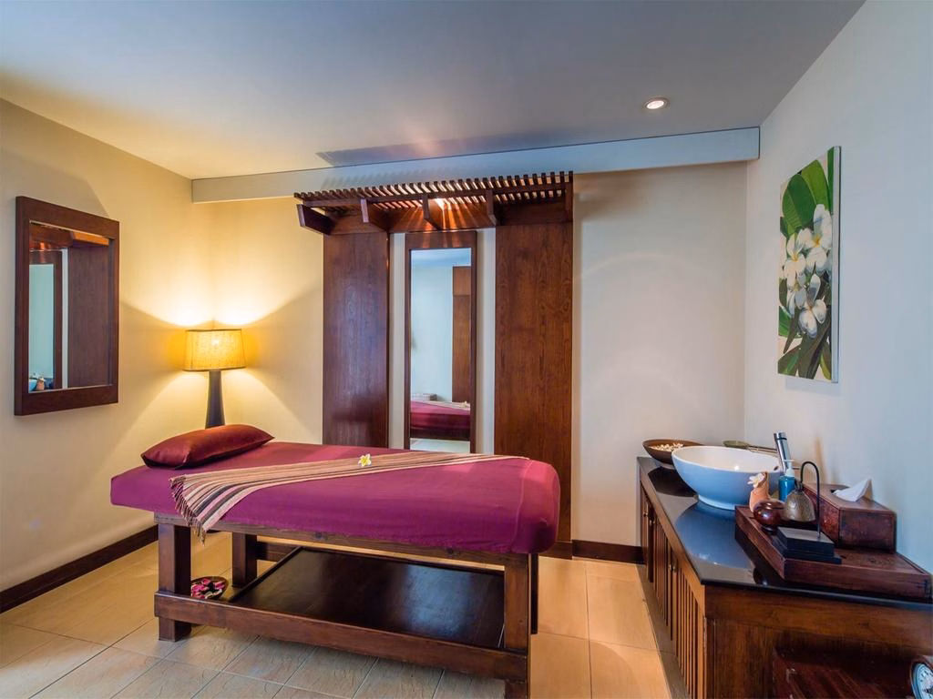 Sea Sand Sun Resort and Villas