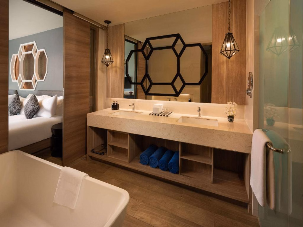 Avista Grande Phuket Karon