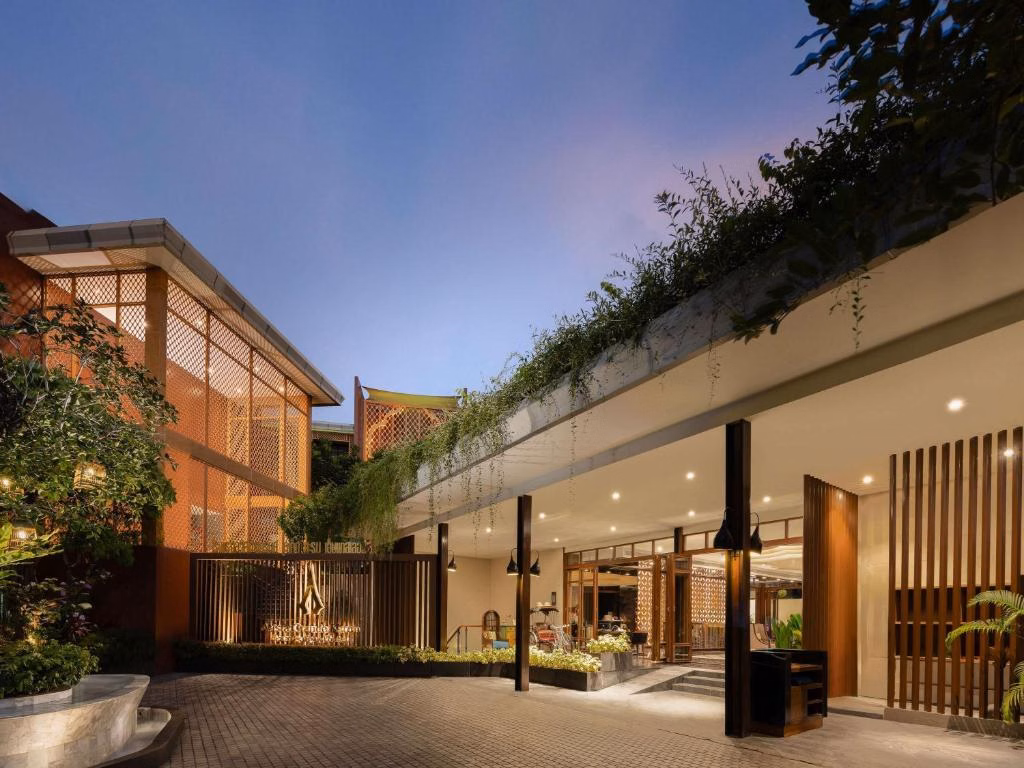 Avista Grande Phuket Karon