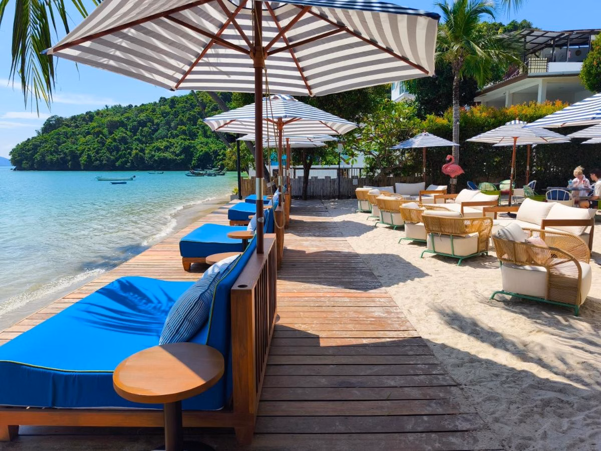 Bandara Beach Resort, Phuket