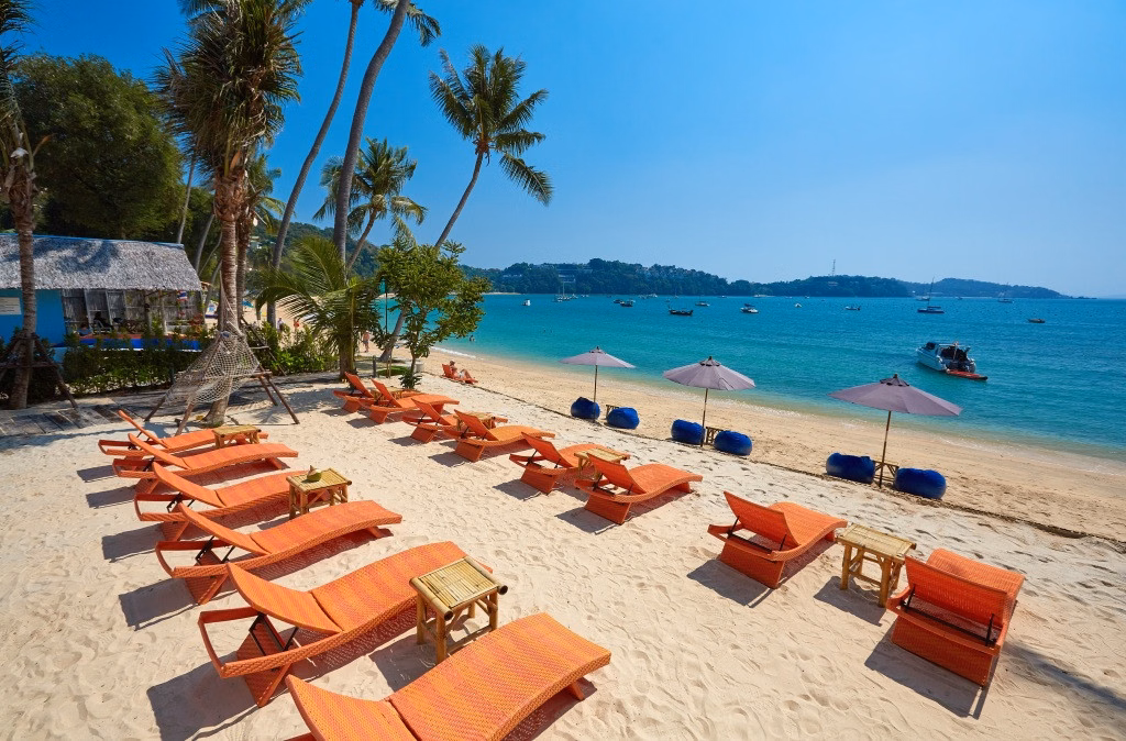 Bandara Beach Resort, Phuket