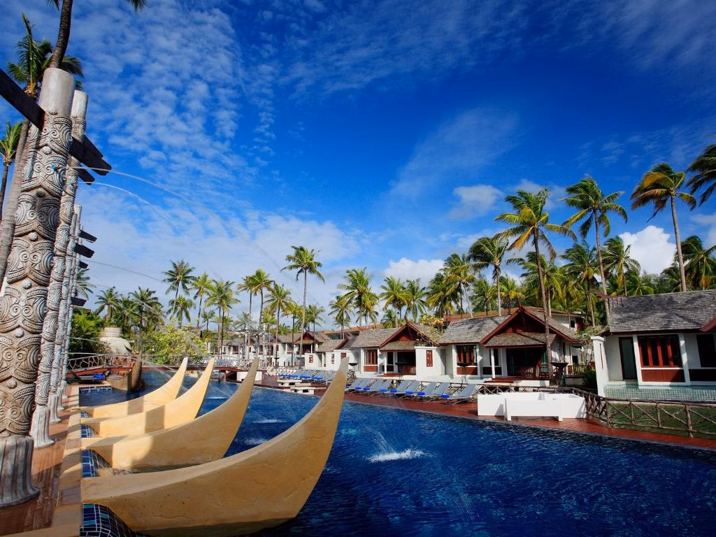 Graceland Khaolak Beach Resort