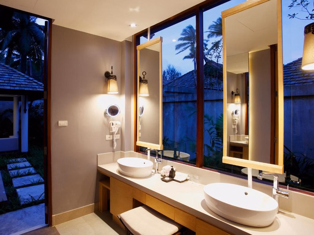 Graceland Khaolak Beach Resort