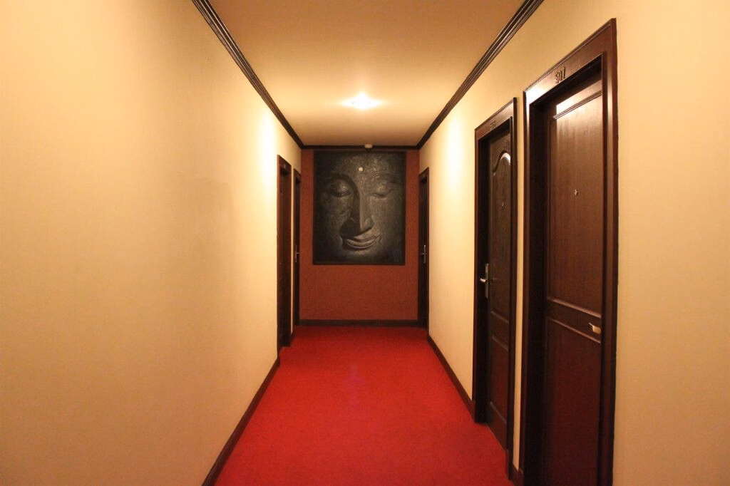 Hemingway's Hotel