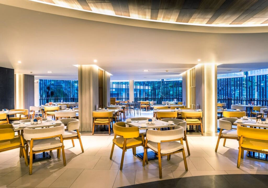 Holiday Inn Resort Phuket Karon Beach by IHG