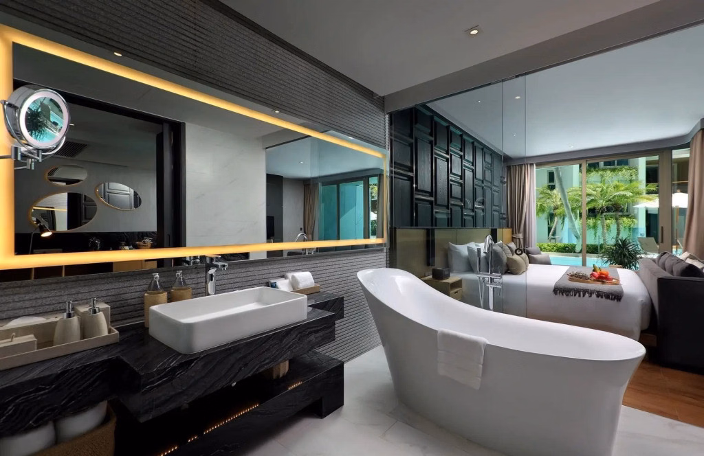 Hotel Wyndham Grand Nai Harn Beach Phuket