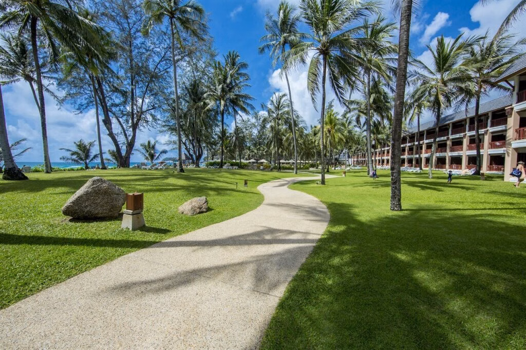 Katathani Phuket Beach Resort