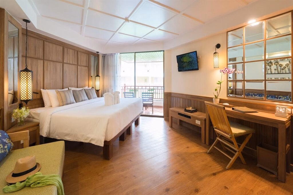 Katathani Phuket Beach Resort