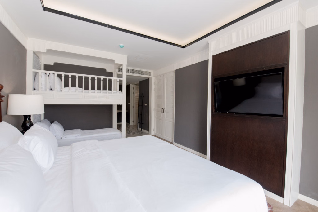 Marina Gallery Resort Kacha