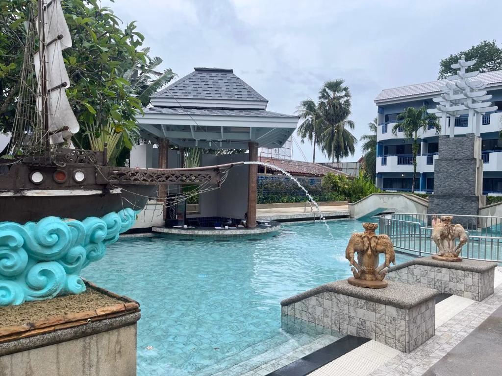 Phuket Island View Resort