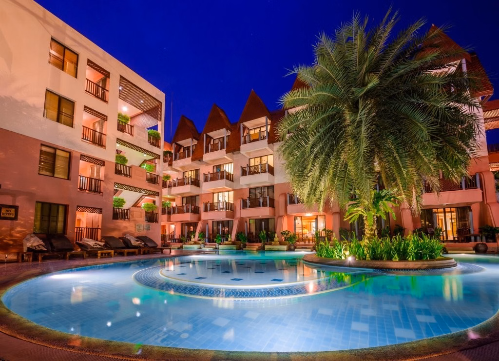 Seaview Patong Hotel